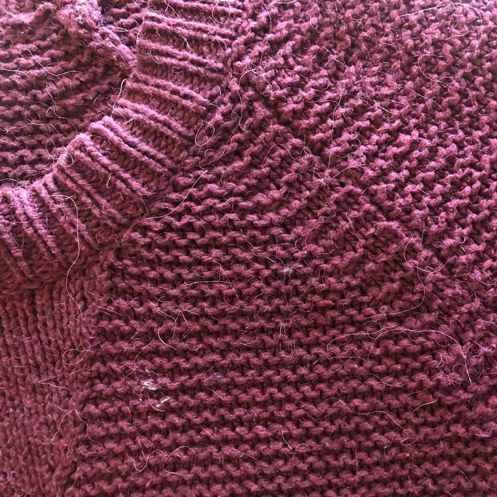 Madewell Cranberry Sweater Size Small - Picture 4 of 4
